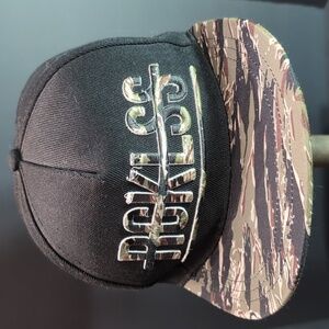 Y&R Young & Reckless Men's Black/Camo Flat Bill Snapback Hat.